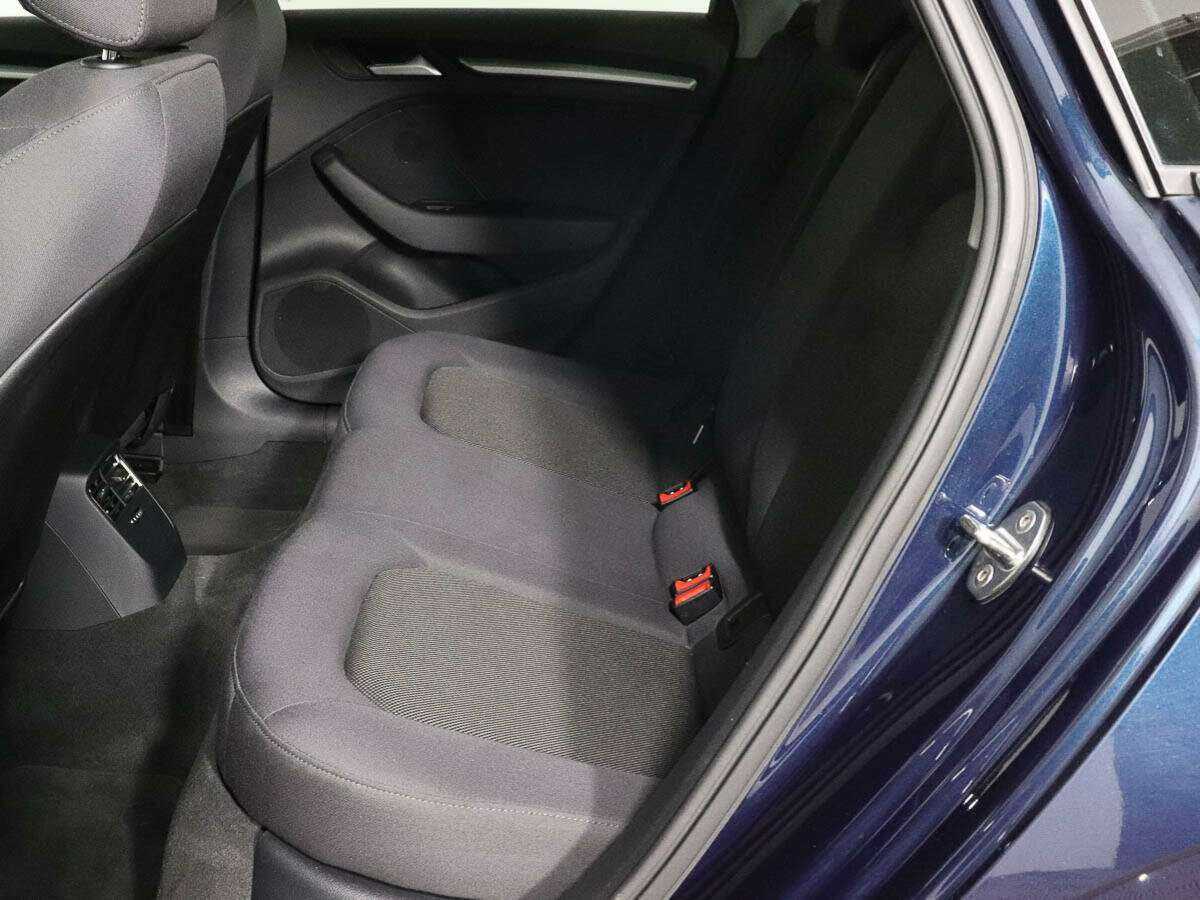 Купить Audi A3 с пробегом. Фото: #7