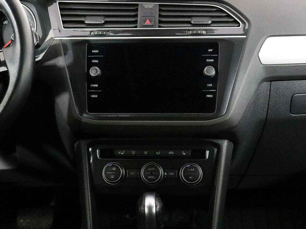 Купить Volkswagen Tiguan с пробегом. Фото: #7