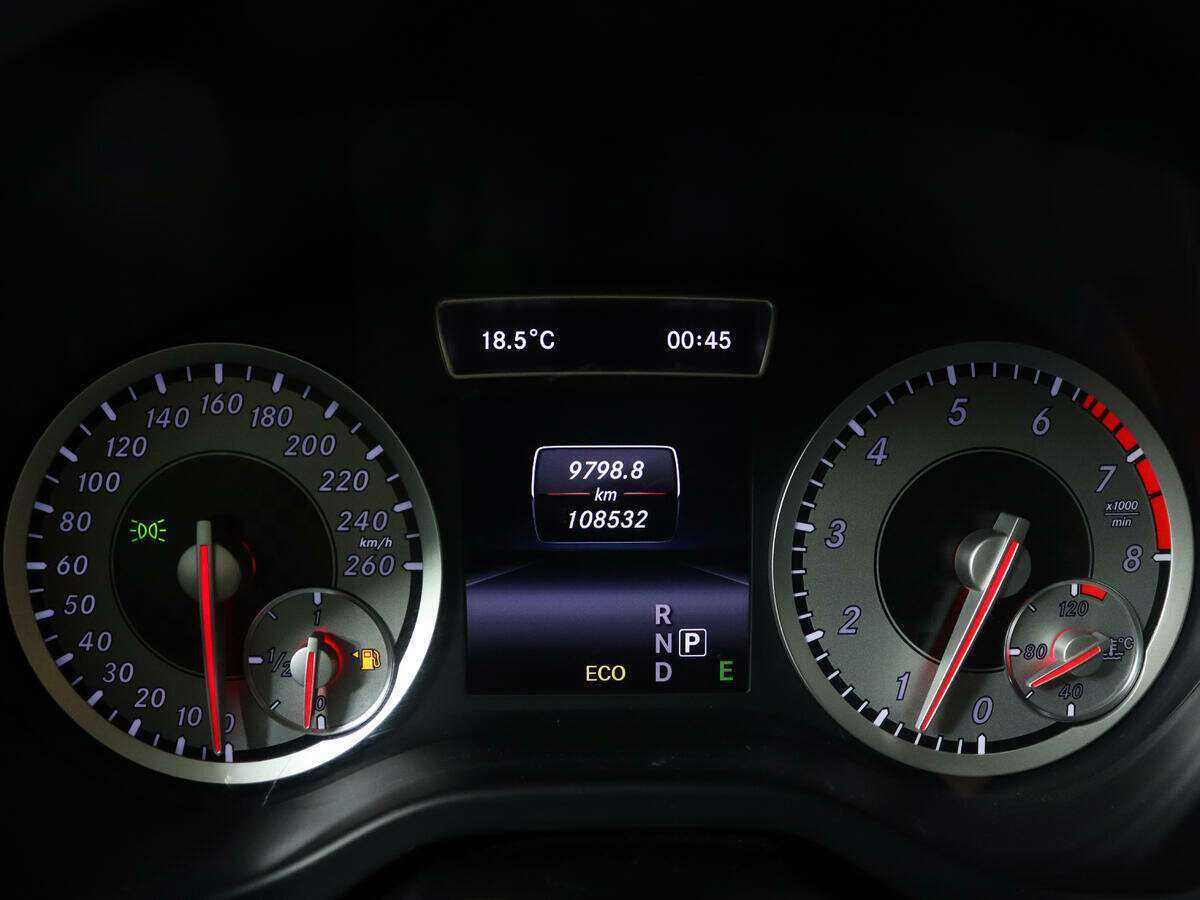 Купить Mercedes-Benz A-Класс с пробегом. Фото: #9