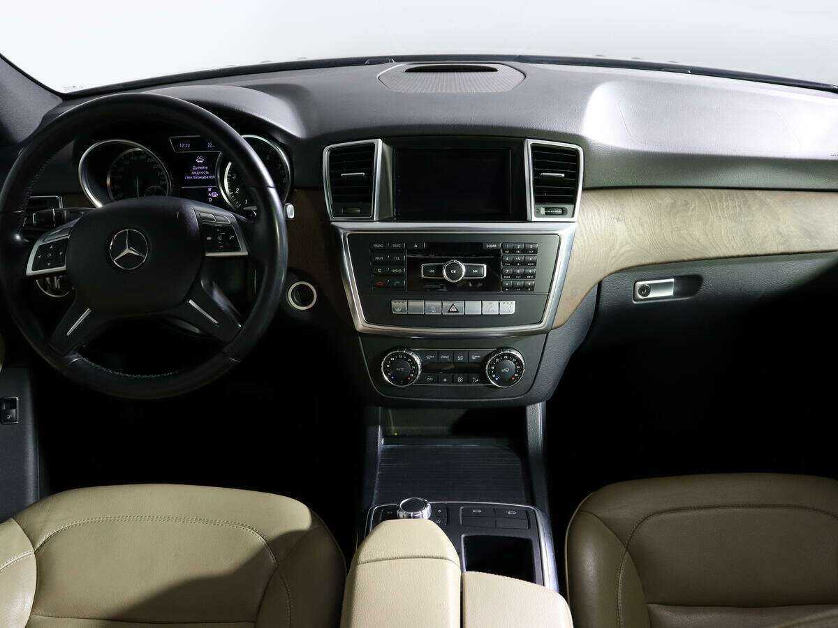 Купить Mercedes-Benz M-Класс с пробегом. Фото: #9