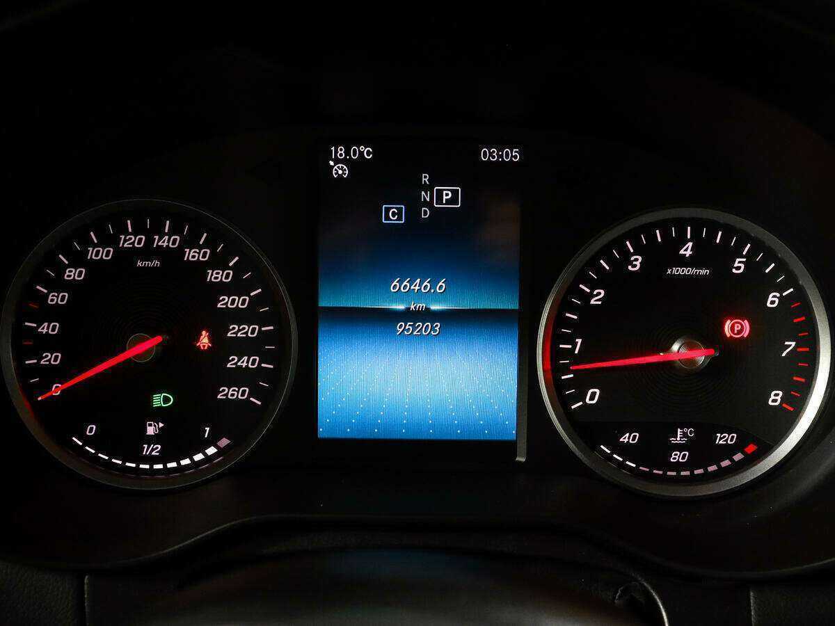 Купить Mercedes-Benz C-Класс с пробегом. Фото: #9