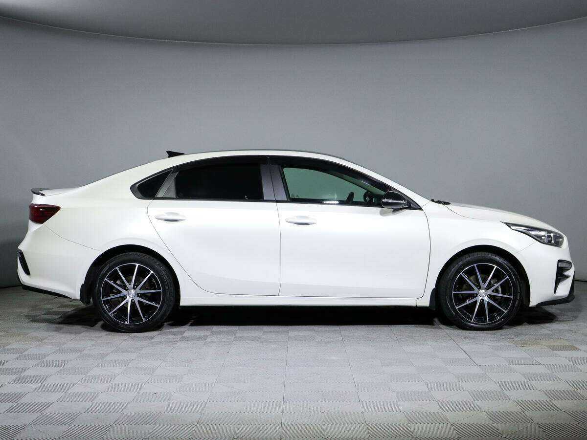 Купить Kia Cerato с пробегом. Фото: #1