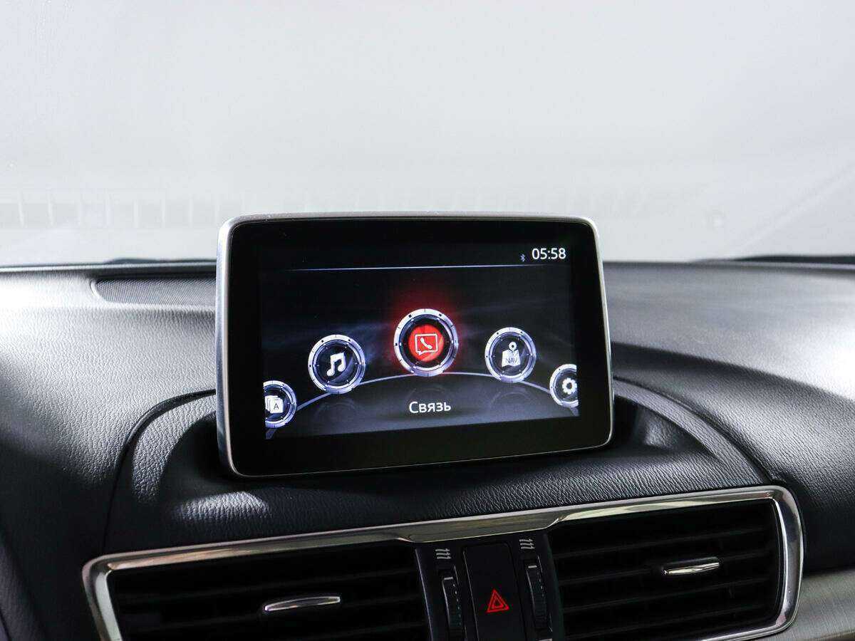 Купить Mazda 3 с пробегом. Фото: #12