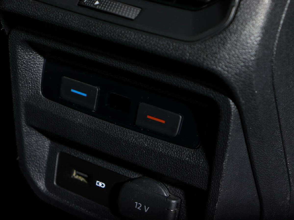 Купить Volkswagen Tiguan с пробегом. Фото: #13