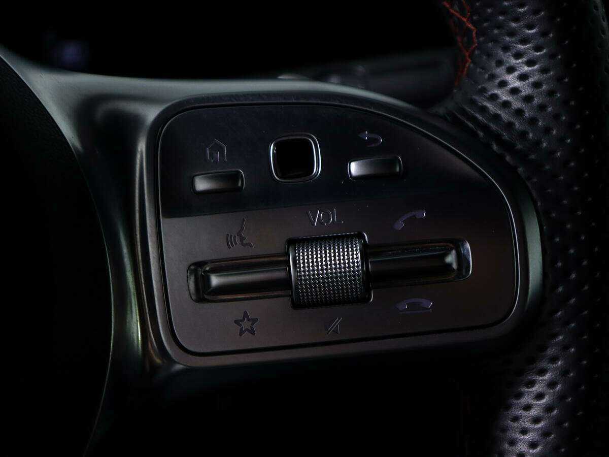 Купить Mercedes-Benz A-Класс с пробегом. Фото: #18