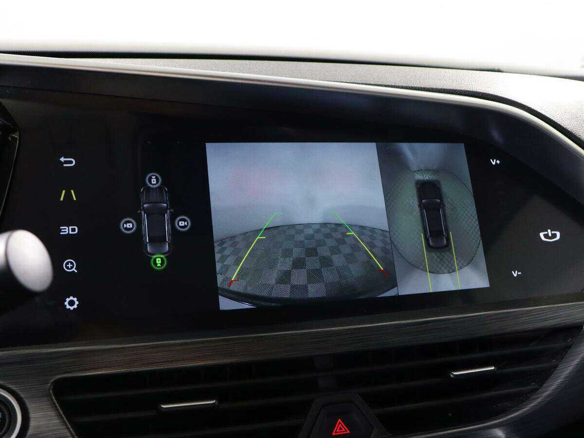 Купить Geely Tugella с пробегом. Фото: #13