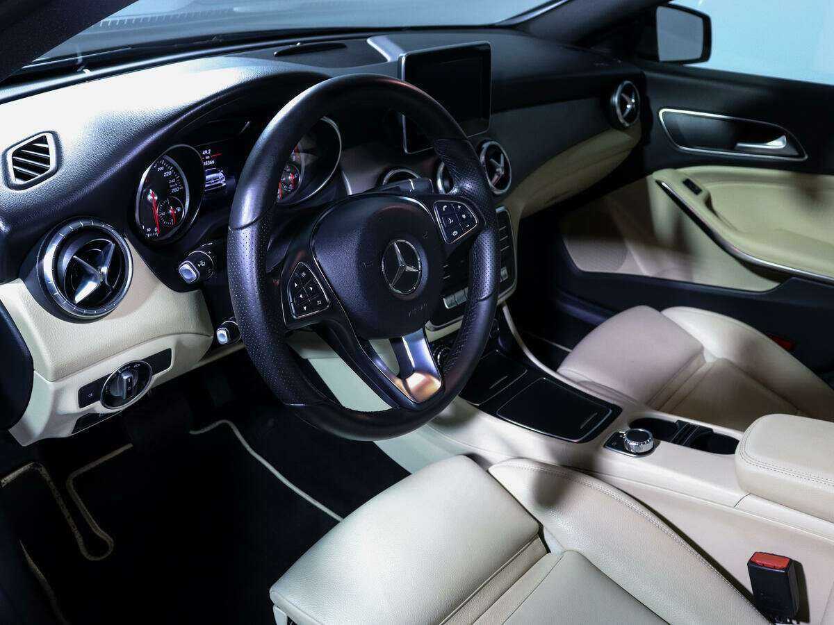 Купить Mercedes-Benz CLA с пробегом. Фото: #8