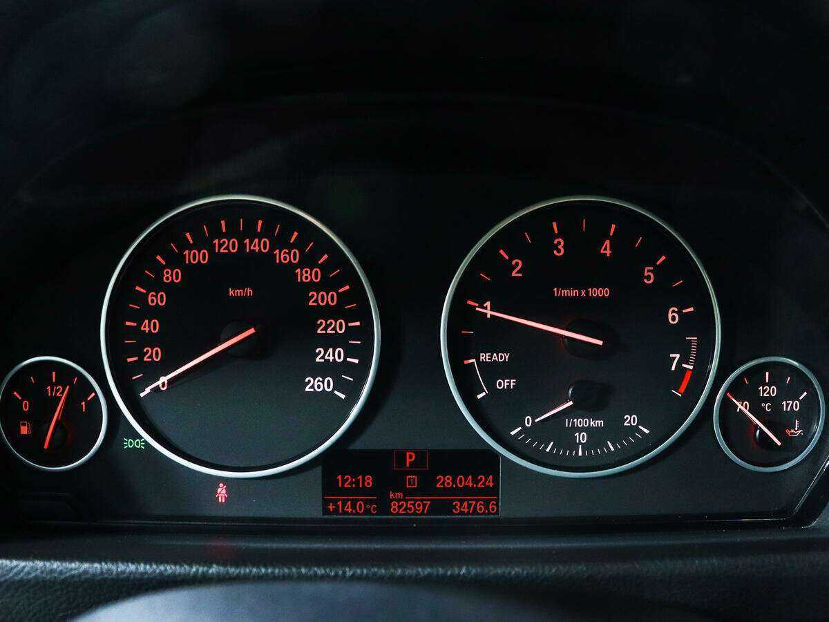 Купить BMW 3 серии с пробегом. Фото: #7