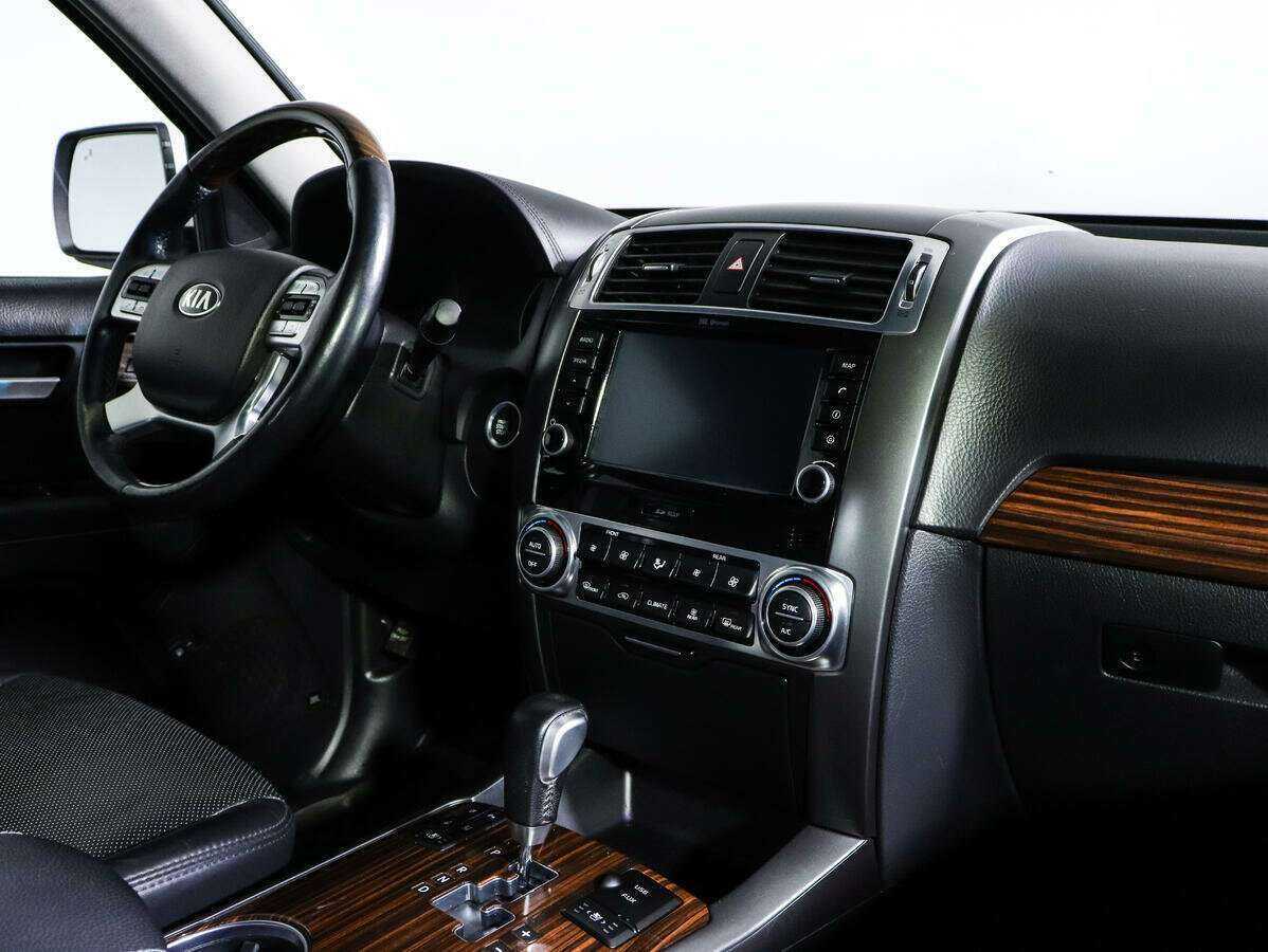 Купить Kia Mohave с пробегом. Фото: #8