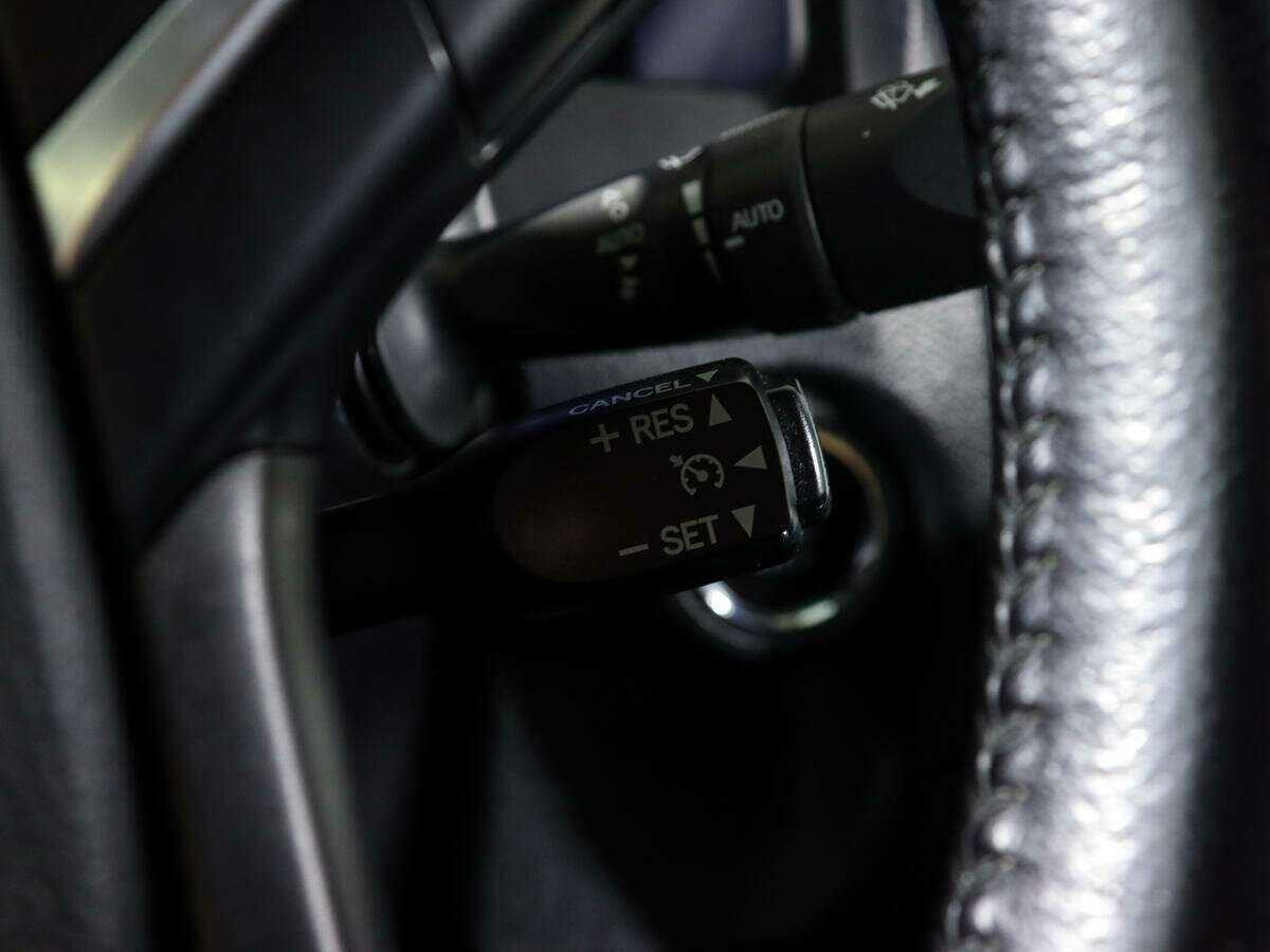 Купить Toyota Camry с пробегом. Фото: #21