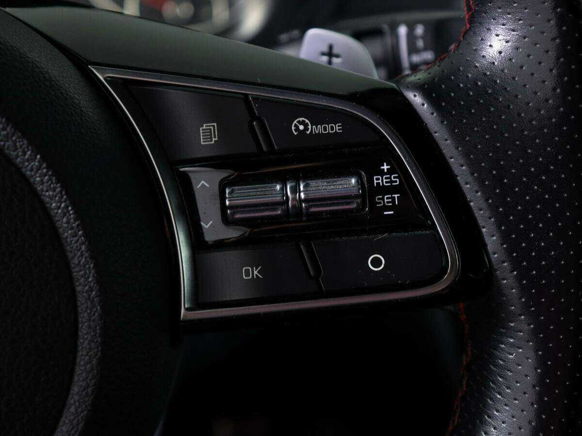 Купить Kia Optima с пробегом. Фото: #23