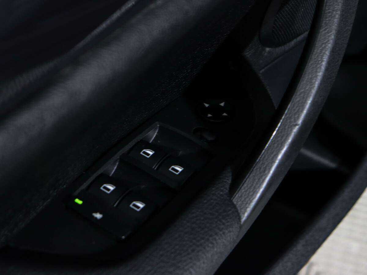 Купить BMW X1 с пробегом. Фото: #15