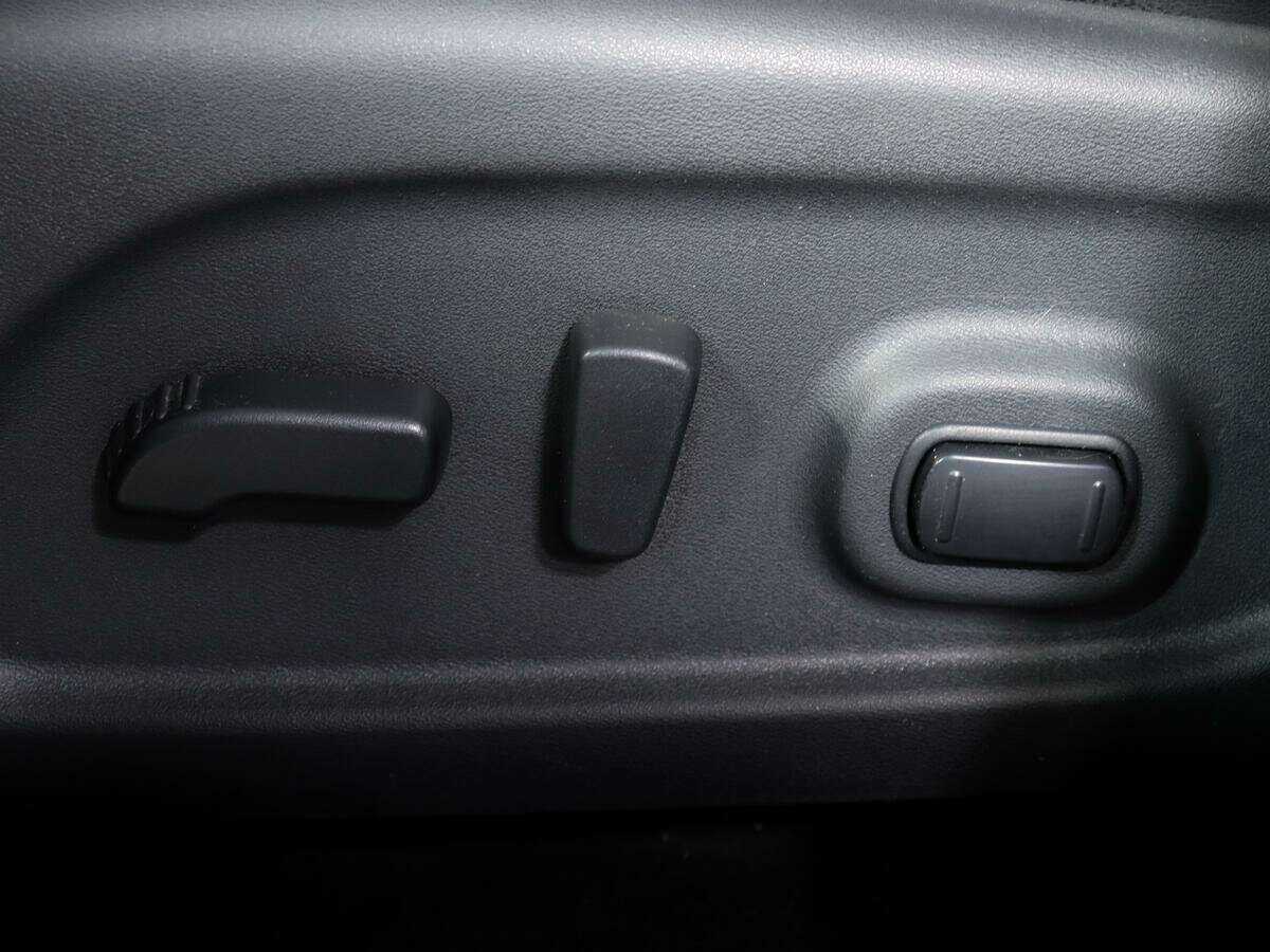 Купить Nissan Pathfinder с пробегом. Фото: #17