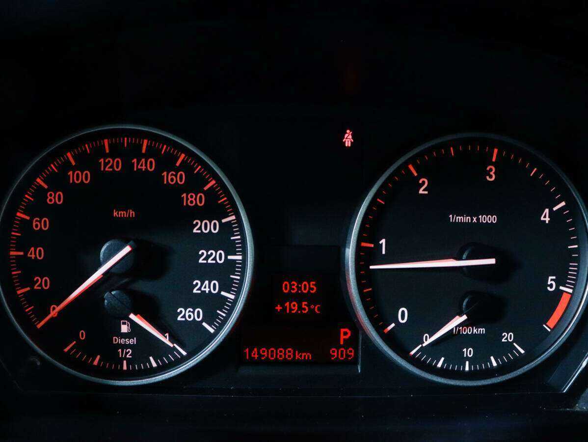 Купить BMW X1 с пробегом. Фото: #10