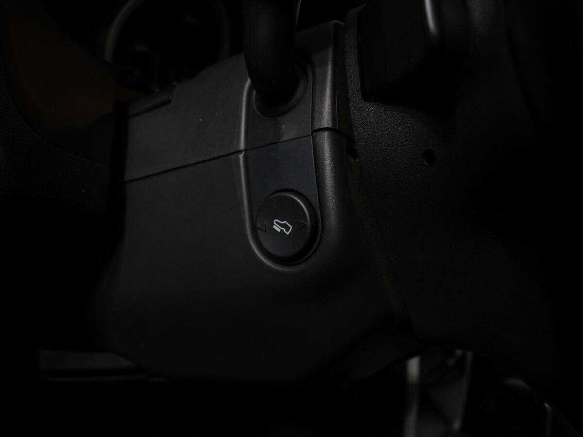 Купить Ford Explorer с пробегом. Фото: #19