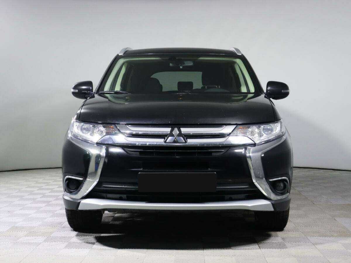 Купить Mitsubishi Outlander с пробегом. Фото: #1