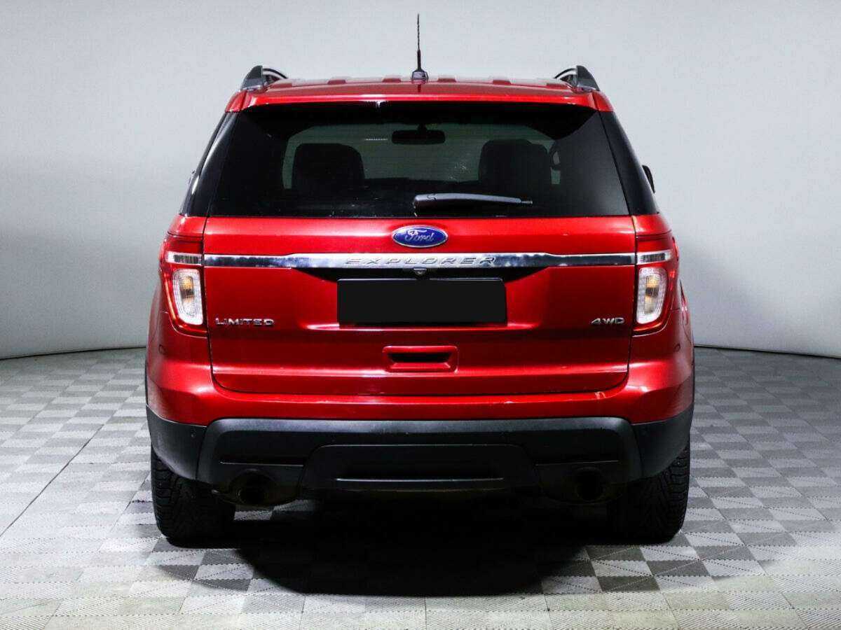 Купить Ford Explorer с пробегом. Фото: #3
