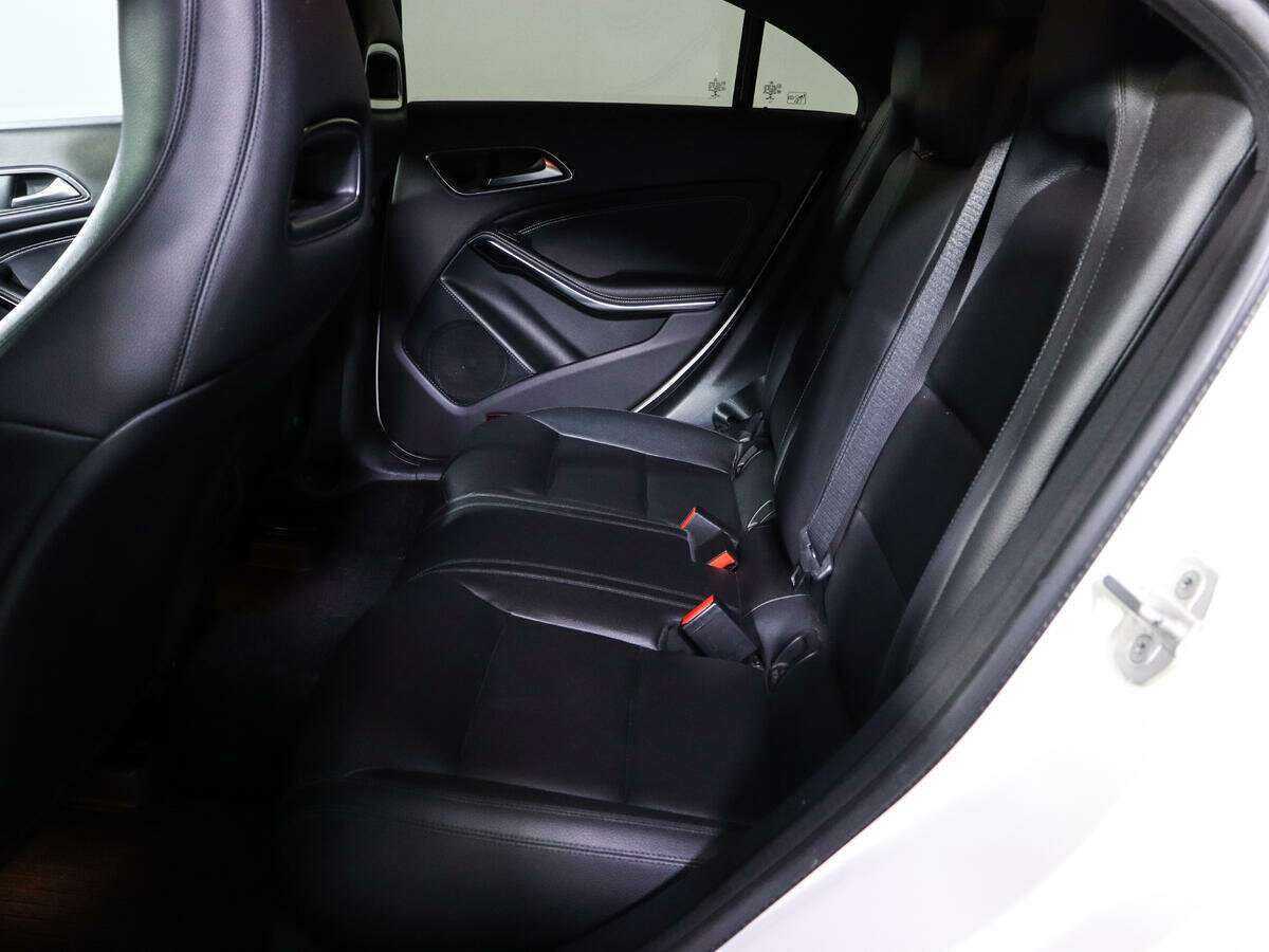 Купить Mercedes-Benz CLA с пробегом. Фото: #9