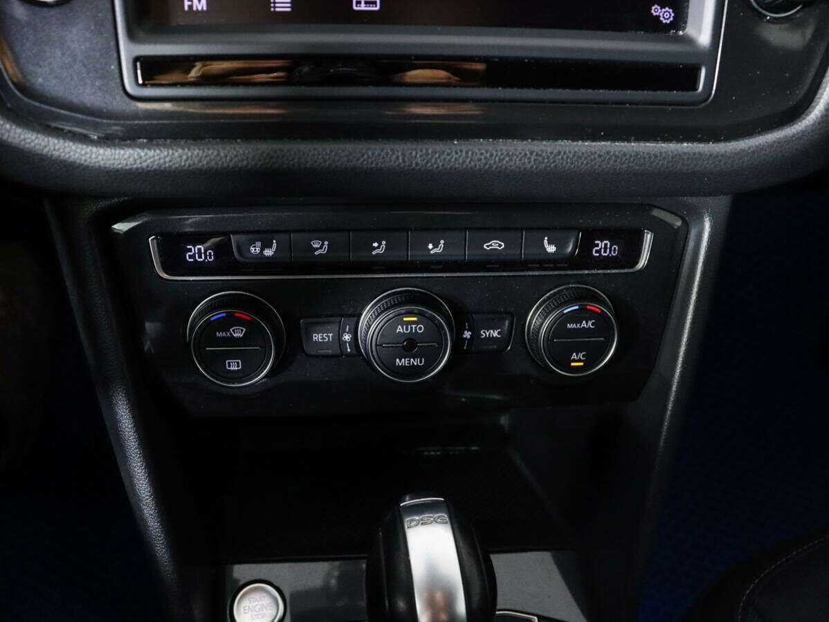 Купить Volkswagen Tiguan с пробегом. Фото: #14