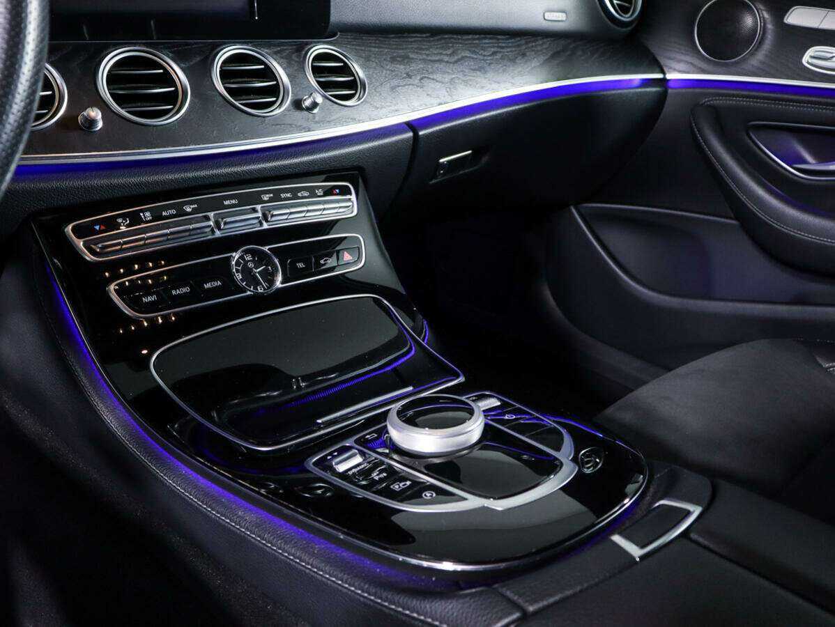 Купить Mercedes-Benz E-Класс с пробегом. Фото: #16