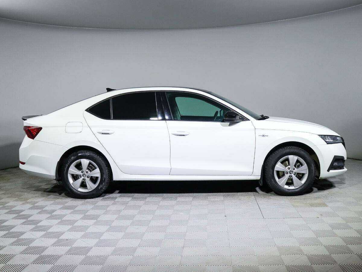 Купить Skoda Octavia с пробегом. Фото: #3