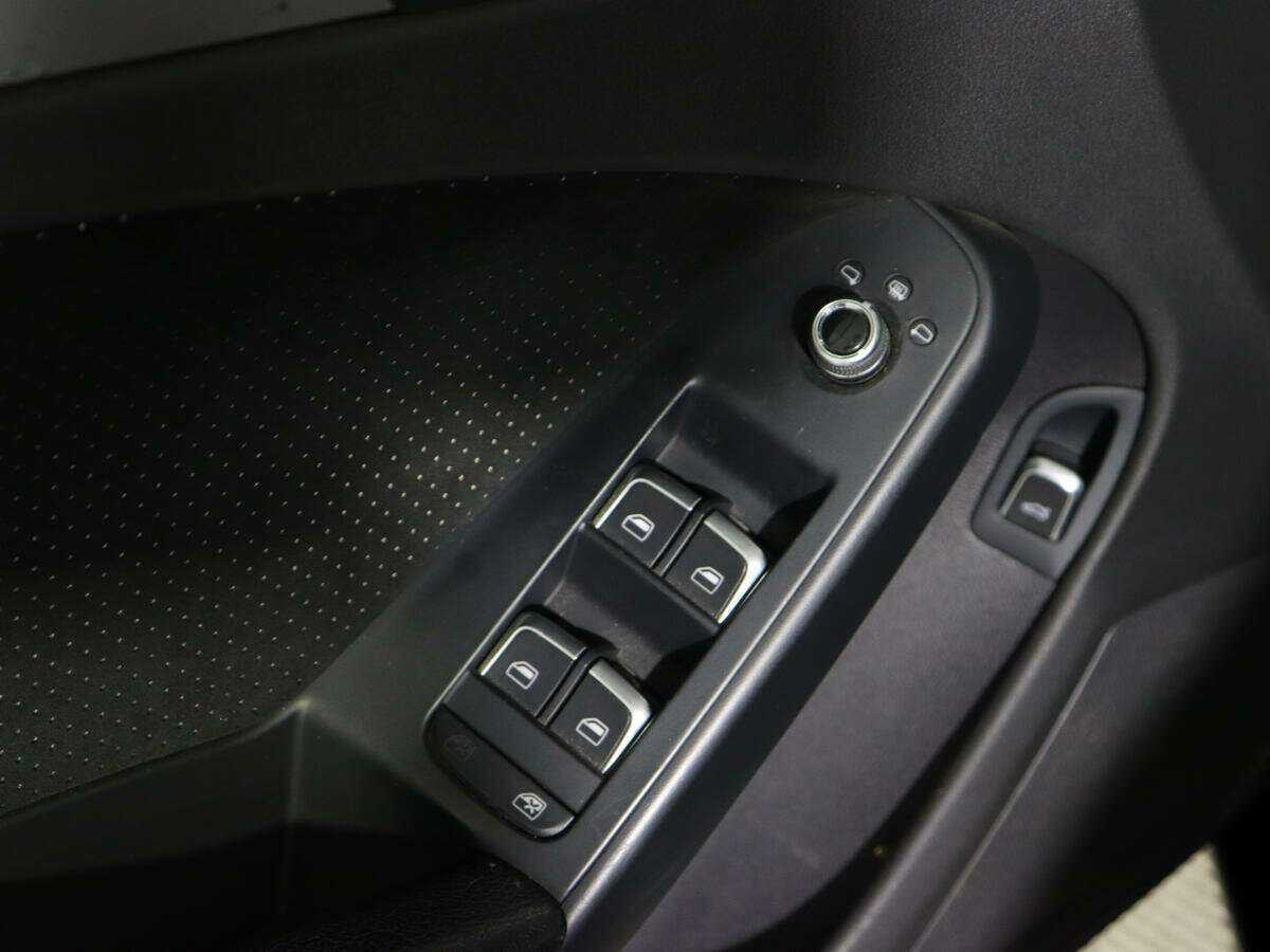 Купить Audi A4 с пробегом. Фото: #14