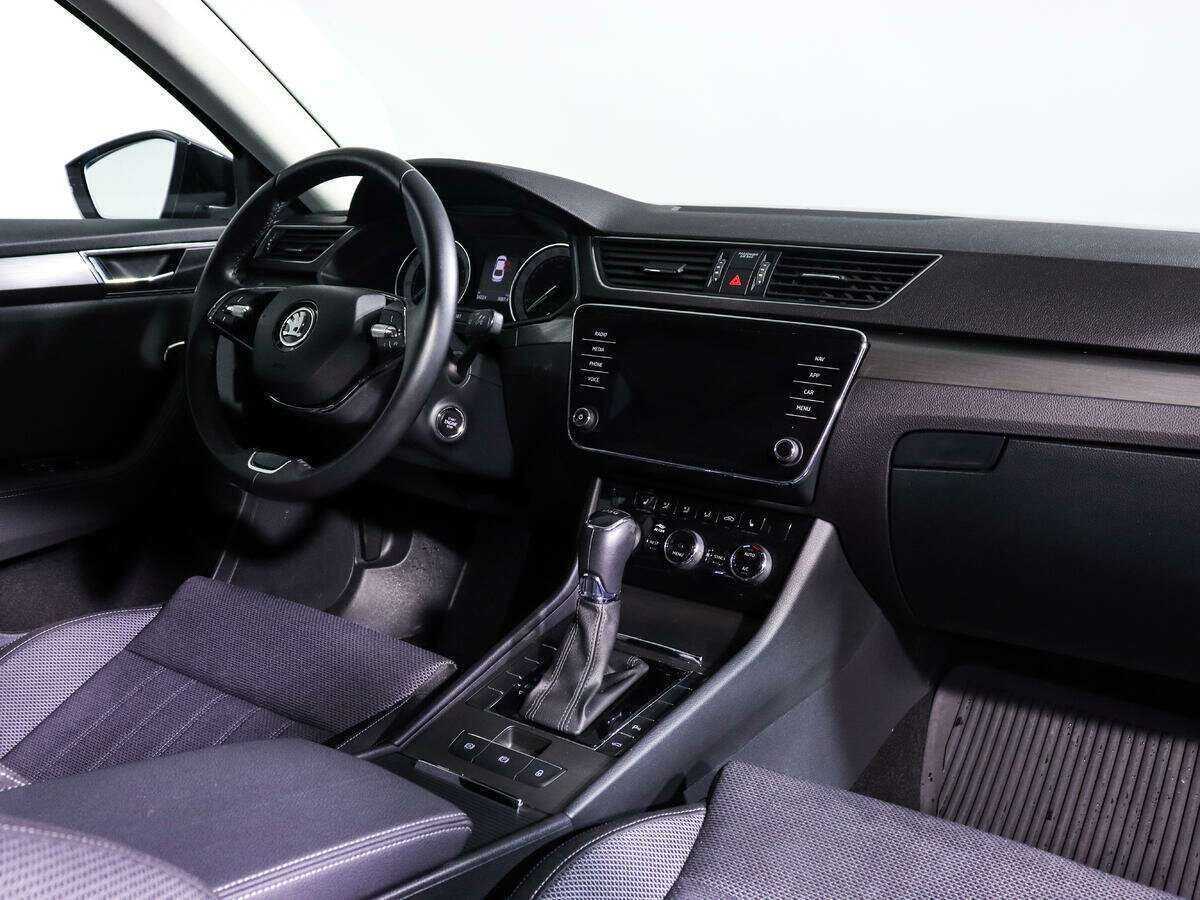 Купить Skoda Superb с пробегом. Фото: #7
