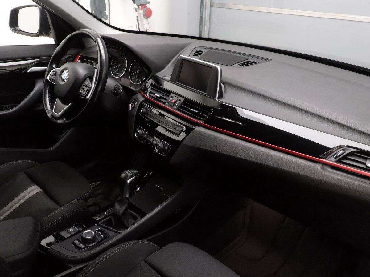 Купить BMW X1 с пробегом. Фото: #6