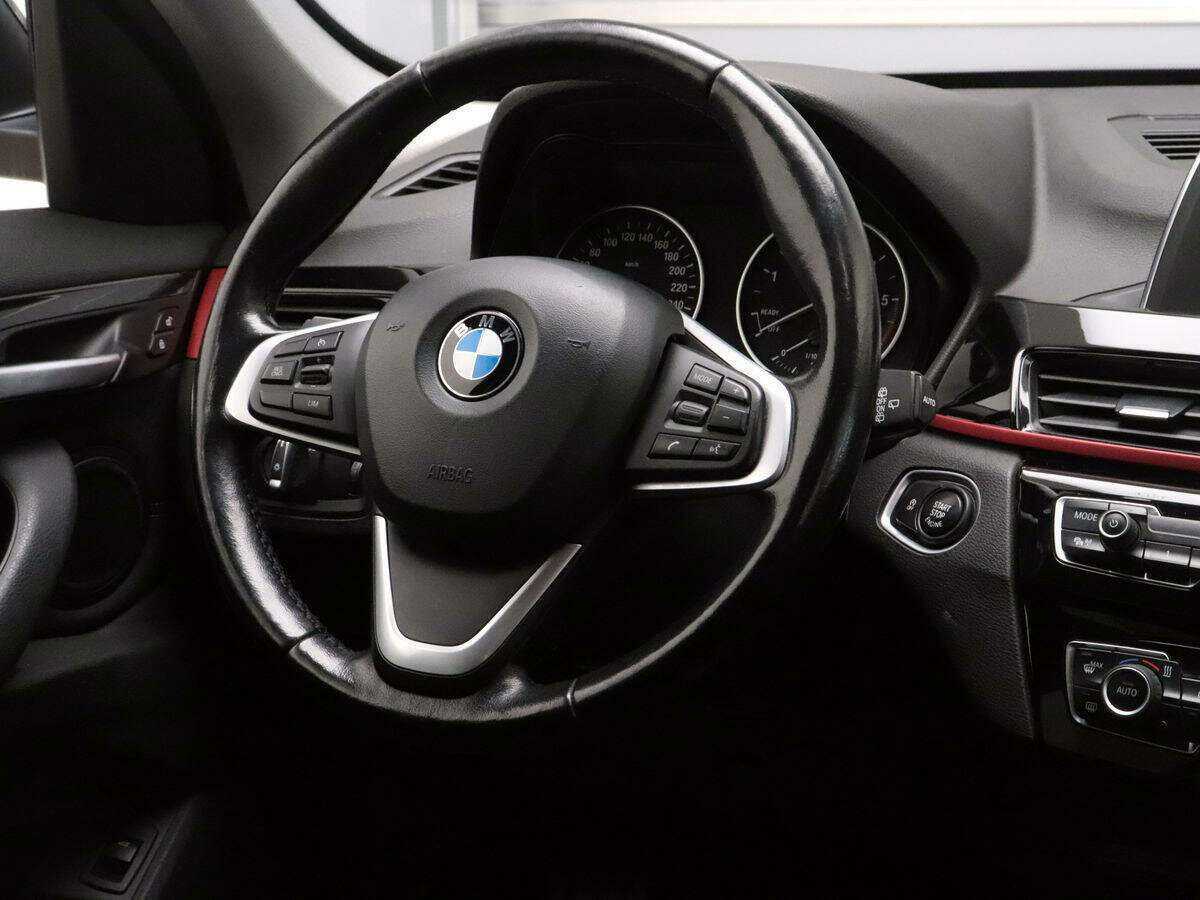 Купить BMW X1 с пробегом. Фото: #11