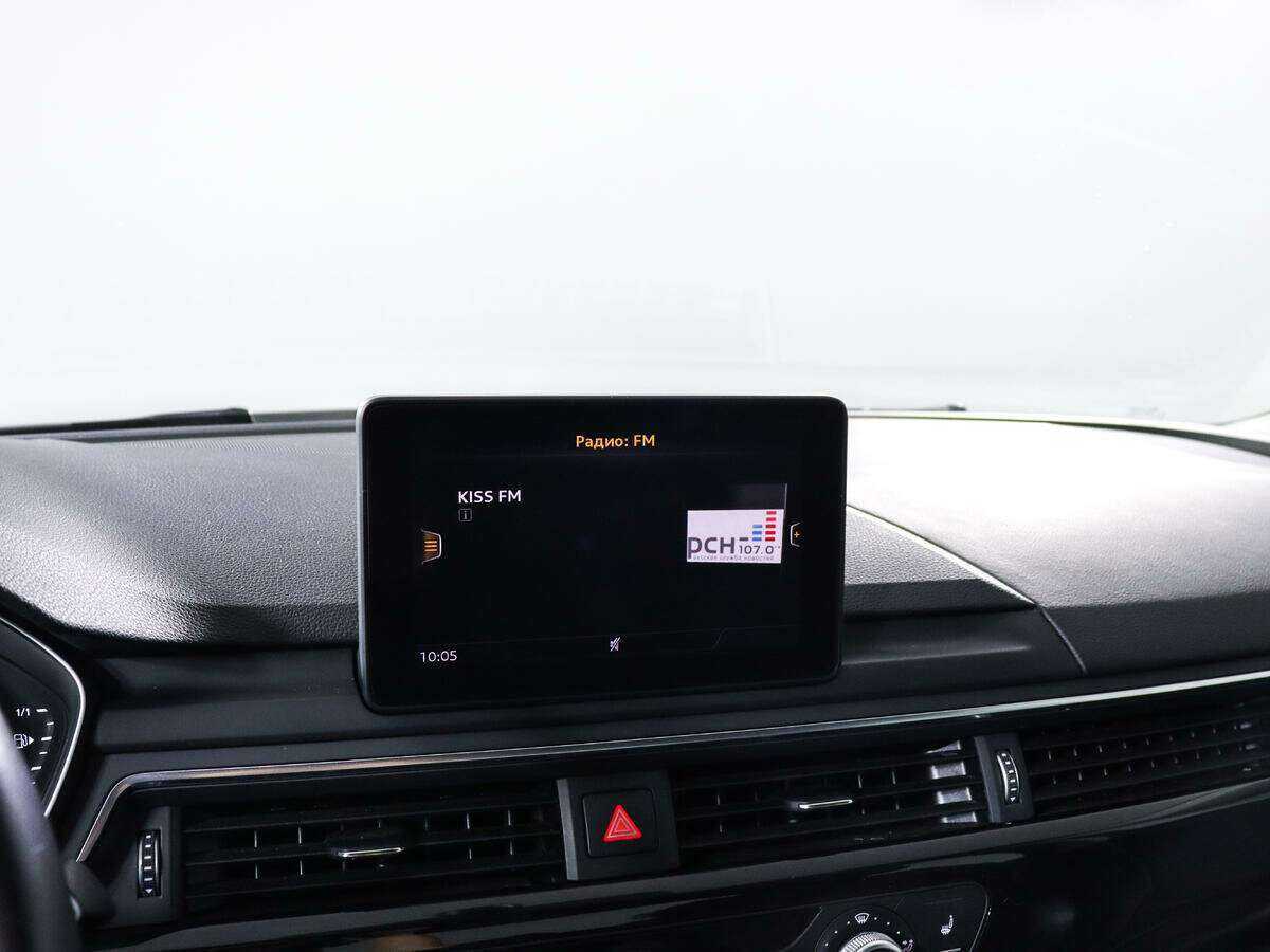 Купить Audi A4 с пробегом. Фото: #12