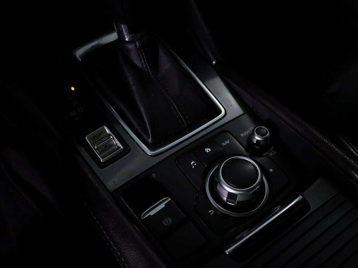Купить Mazda 6 с пробегом. Фото: #17