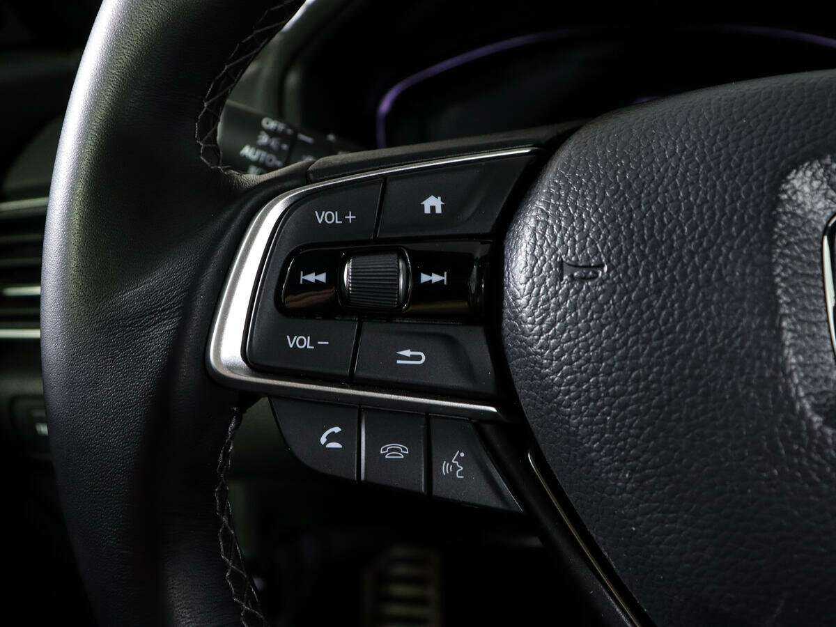 Купить Honda Accord с пробегом. Фото: #18