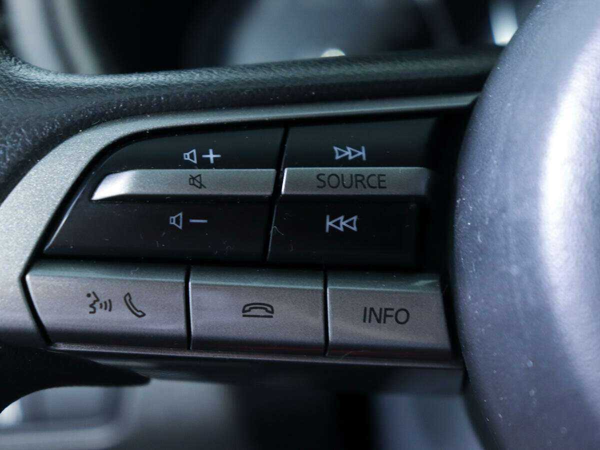 Купить Mazda 3 с пробегом. Фото: #16