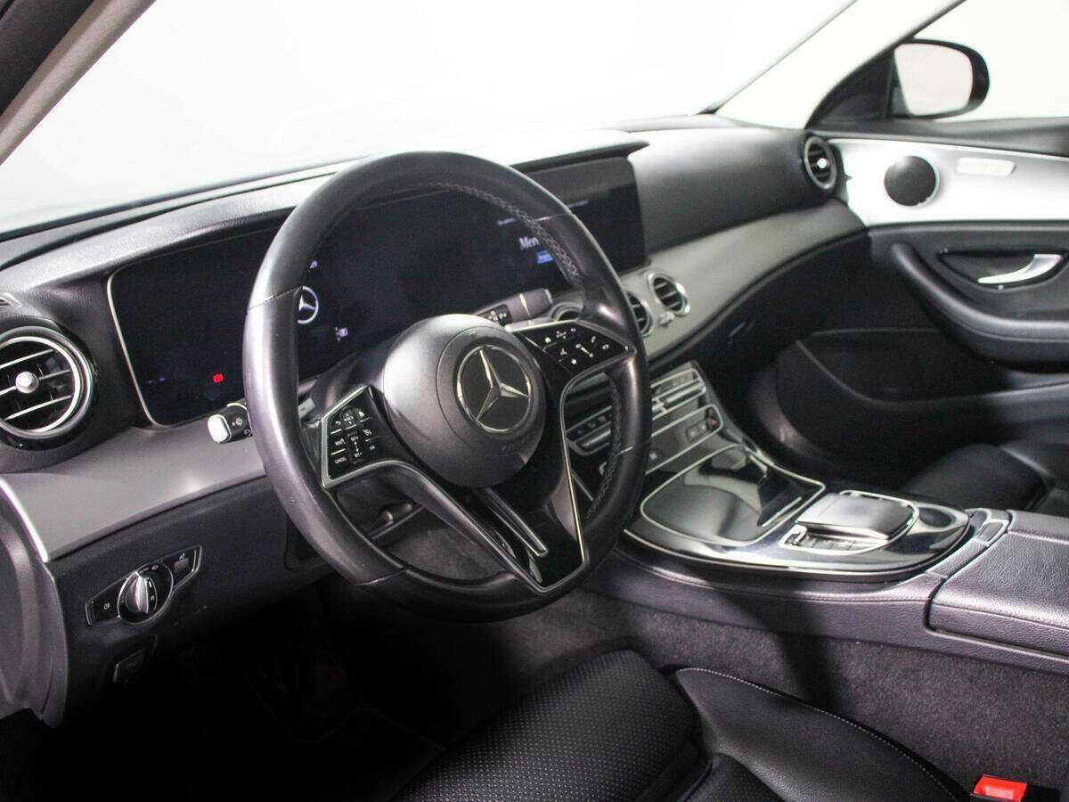 Купить Mercedes-Benz E-Класс с пробегом. Фото: #11