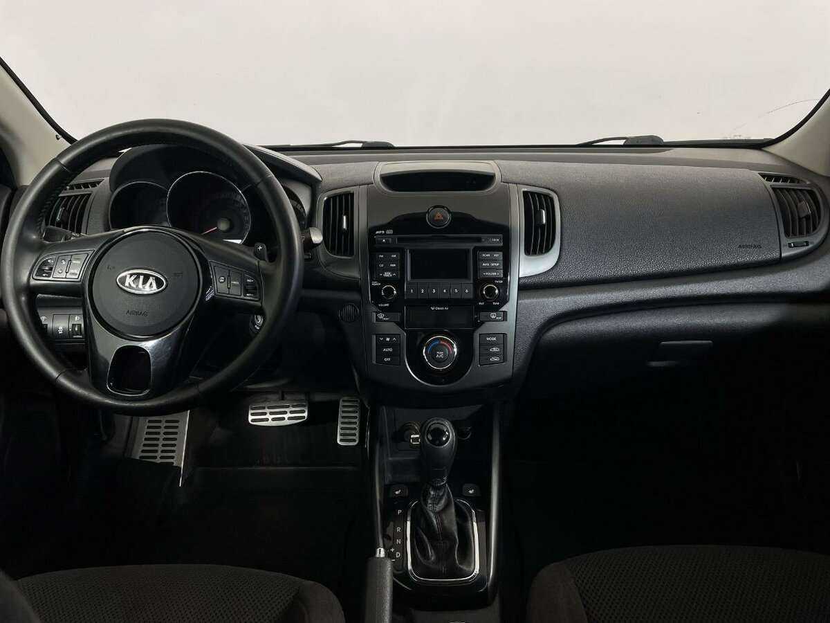 Купить Kia Cerato с пробегом. Фото: #5