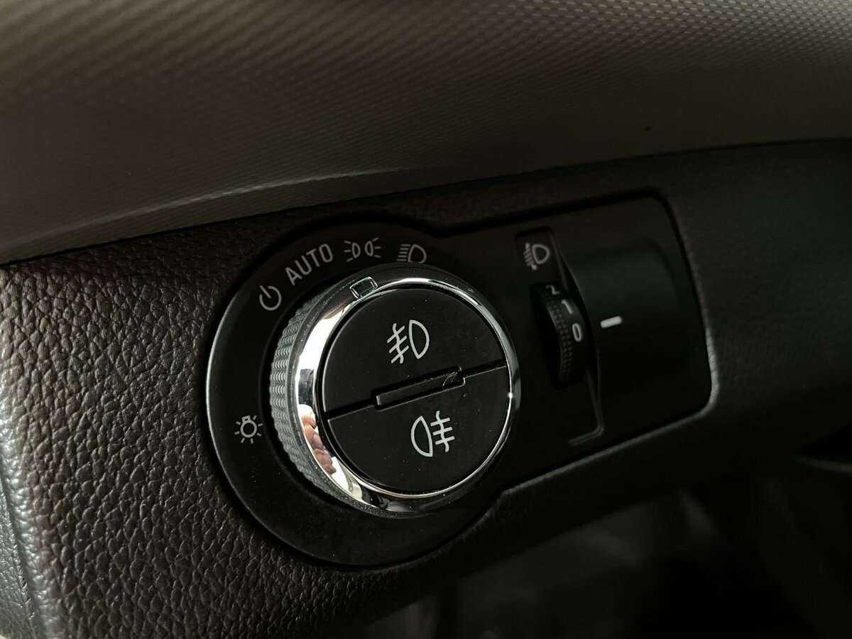 Купить Chevrolet Aveo с пробегом. Фото: #6