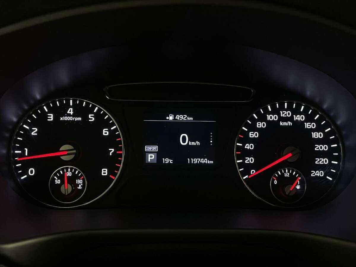 Купить Kia Sorento с пробегом. Фото: #10