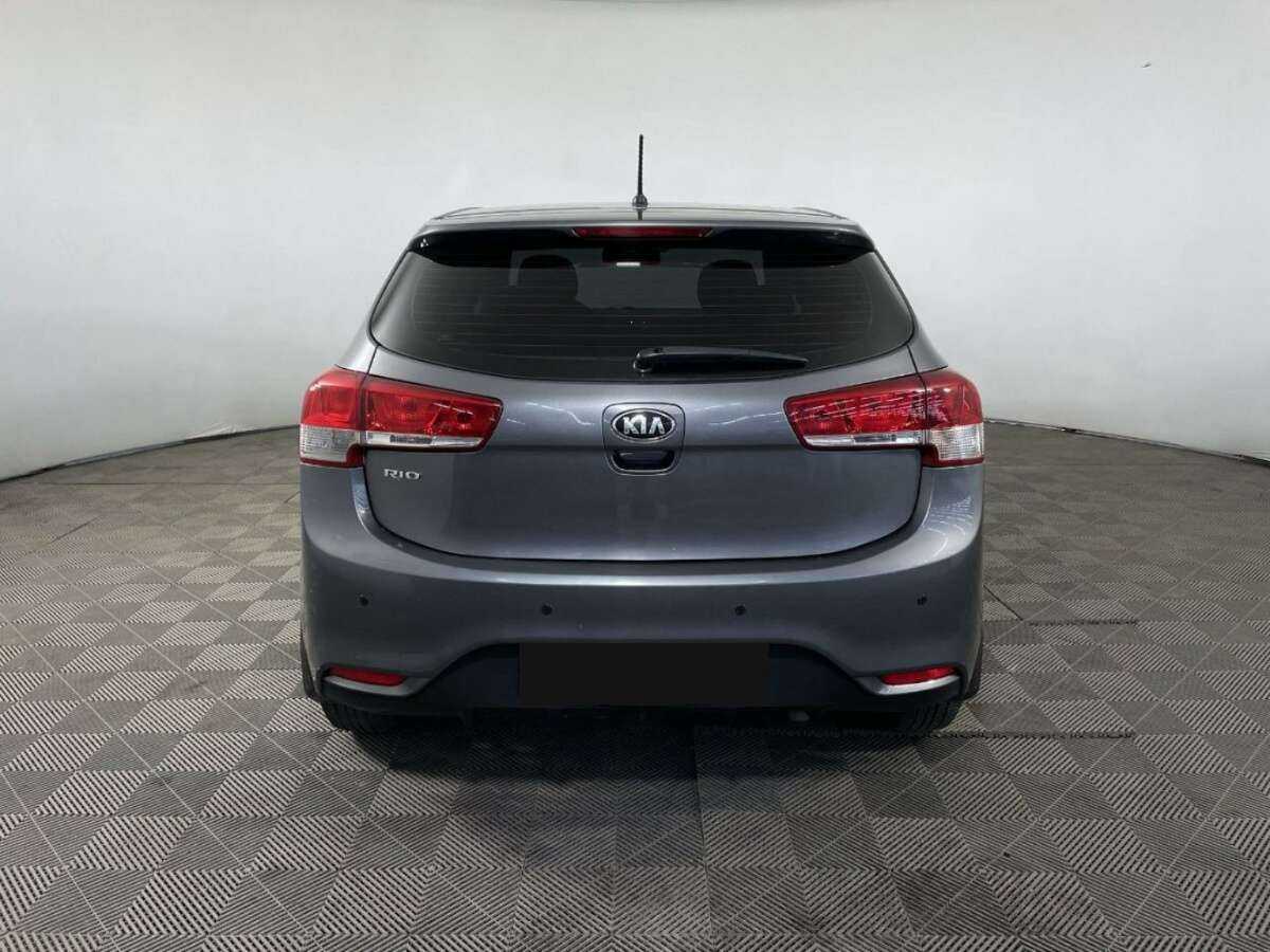 Купить Kia Rio с пробегом. Фото: #2