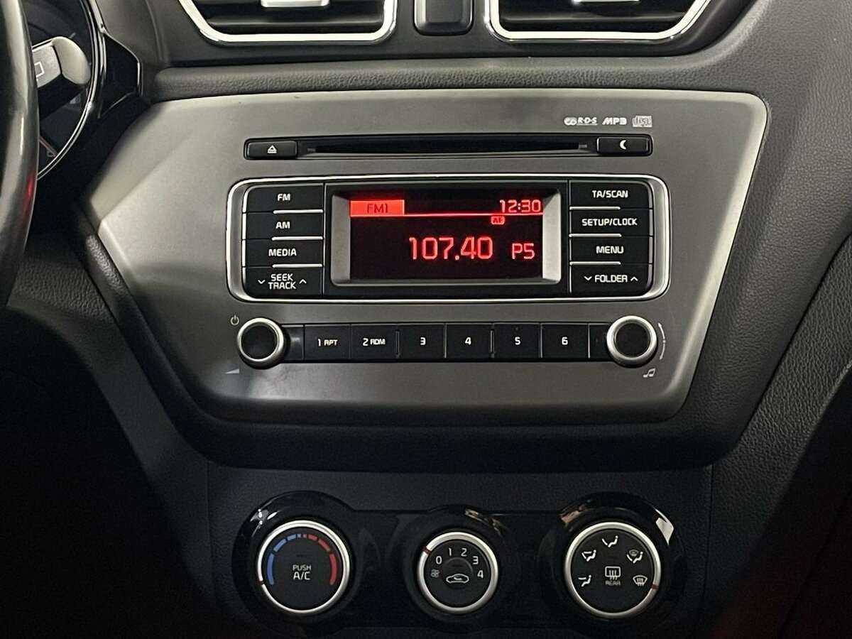 Купить Kia Rio с пробегом. Фото: #11