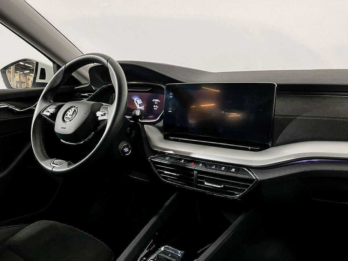 Купить Skoda Octavia с пробегом. Фото: #8