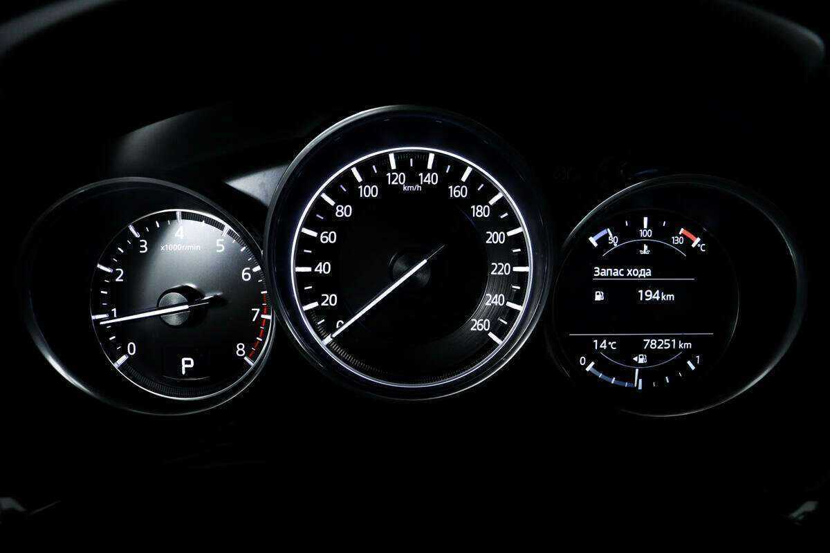 Купить Mazda 6 с пробегом. Фото: #9