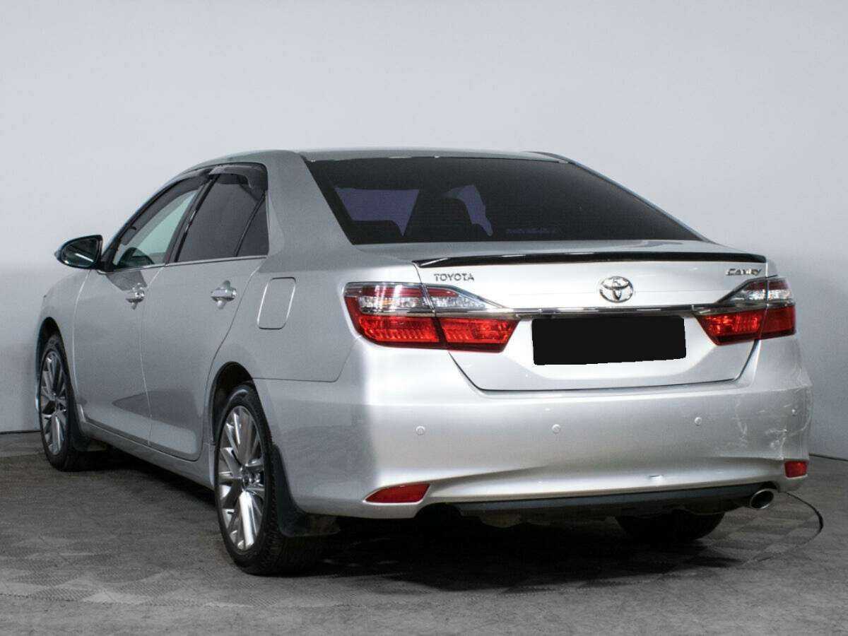 Купить Toyota Camry с пробегом. Фото: #5