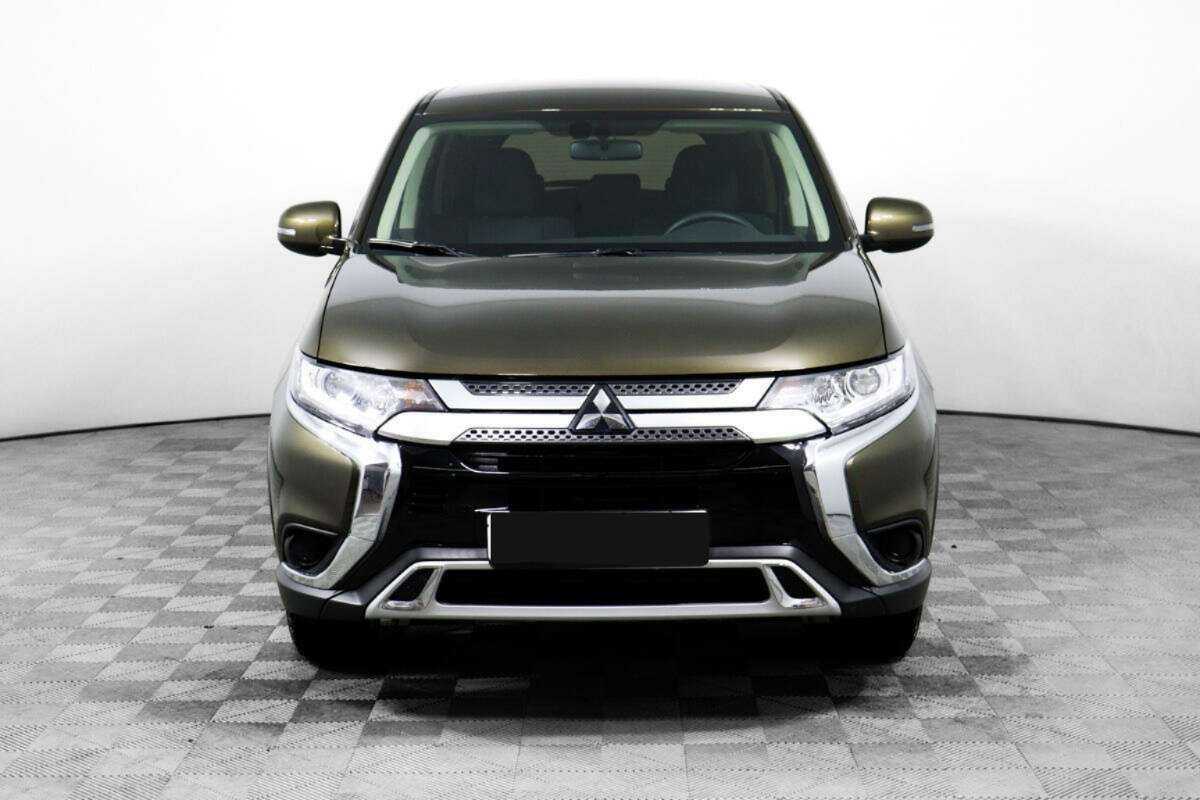 Купить Mitsubishi Outlander с пробегом. Фото: #1