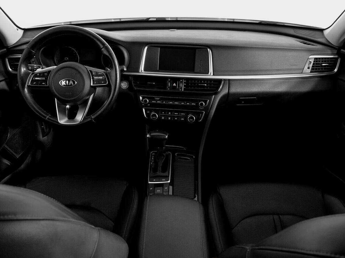 Купить Kia Optima с пробегом. Фото: #10