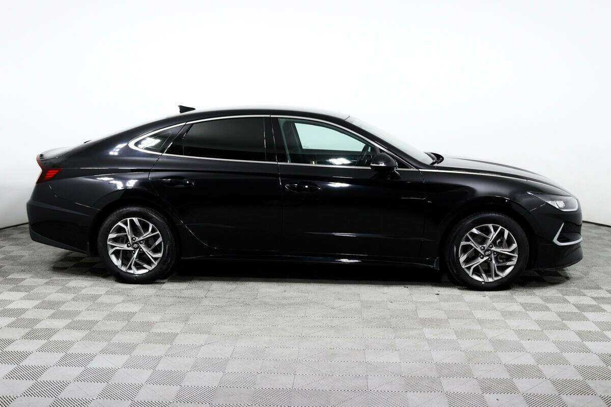 Купить Hyundai Sonata с пробегом. Фото: #2