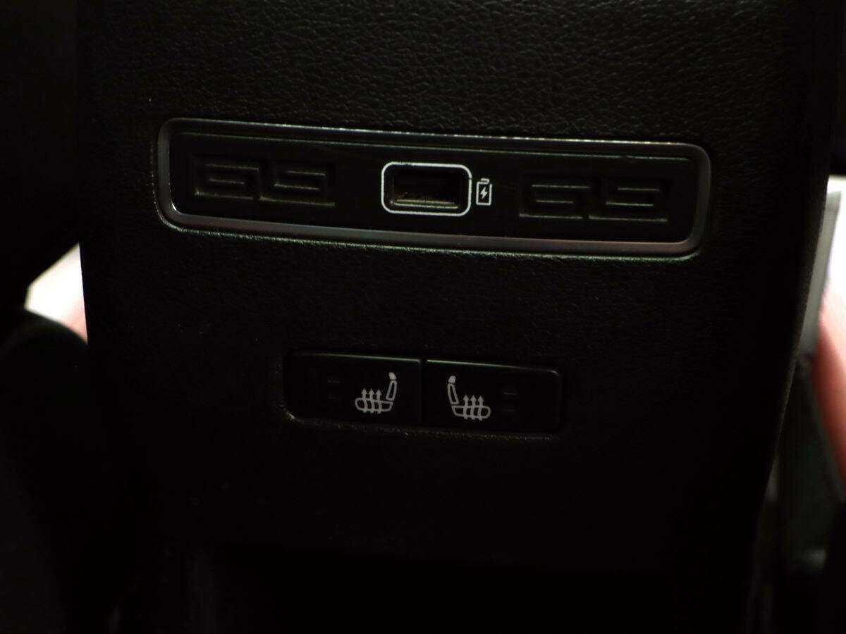 Купить Geely Coolray с пробегом. Фото: #8