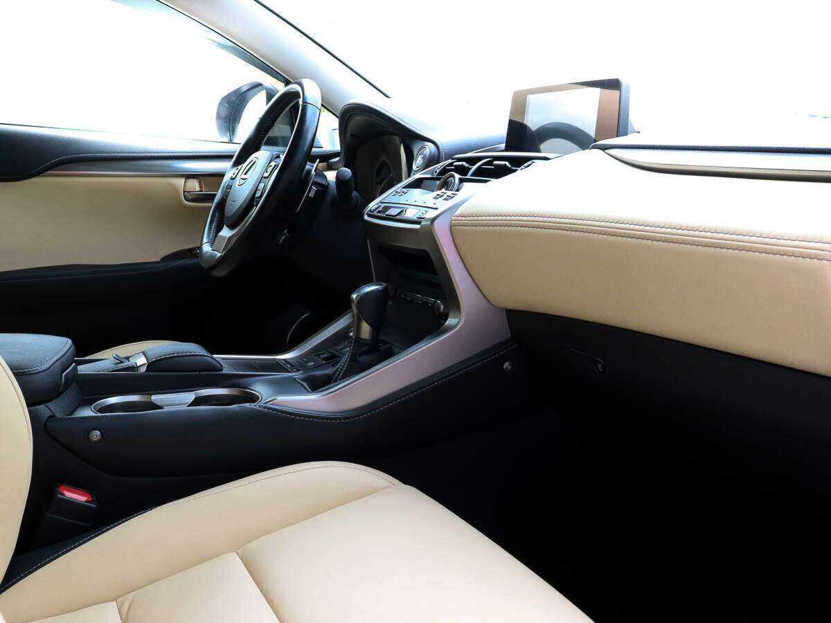 Купить Lexus NX с пробегом. Фото: #6