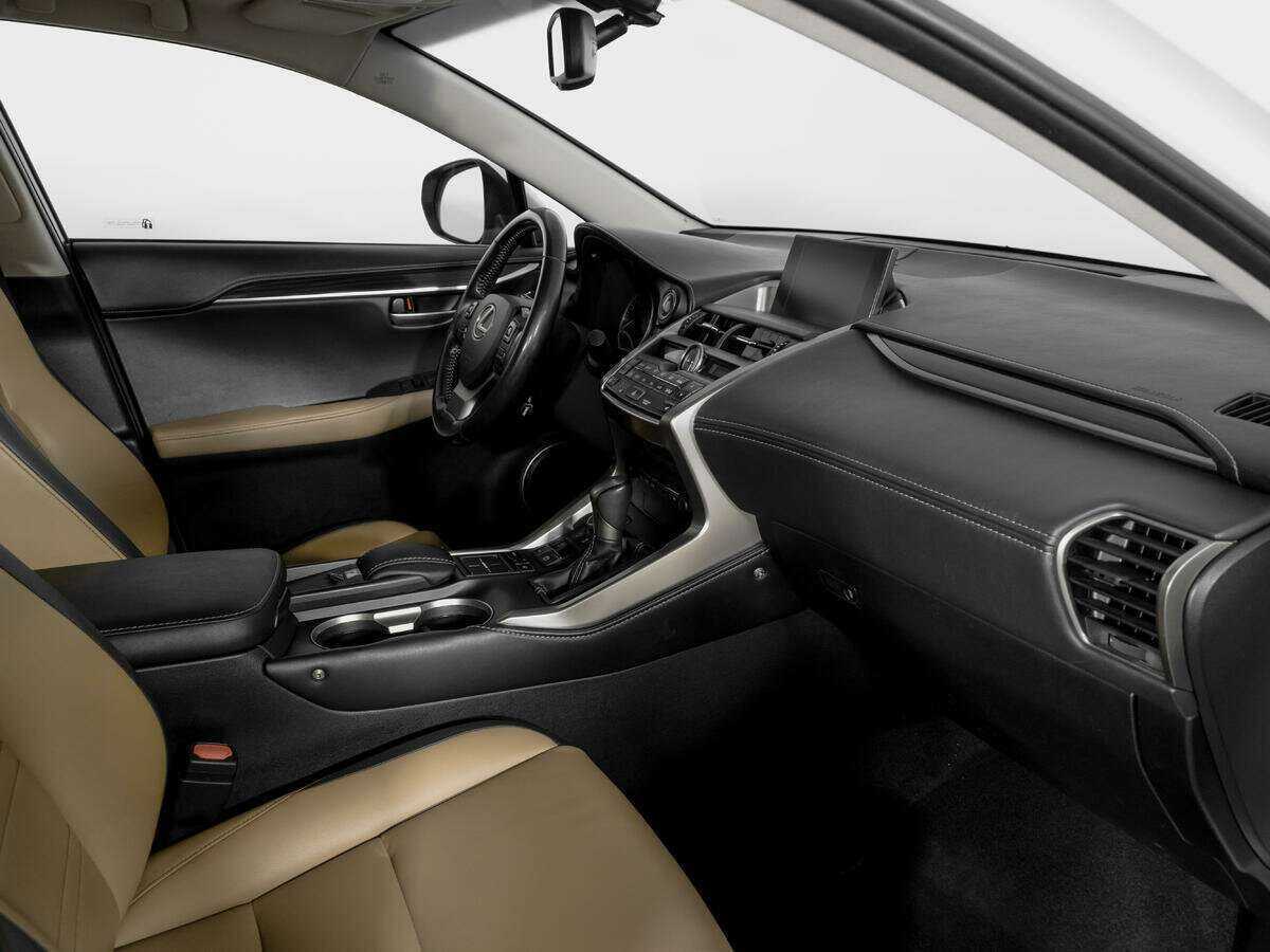 Купить Lexus NX с пробегом. Фото: #8