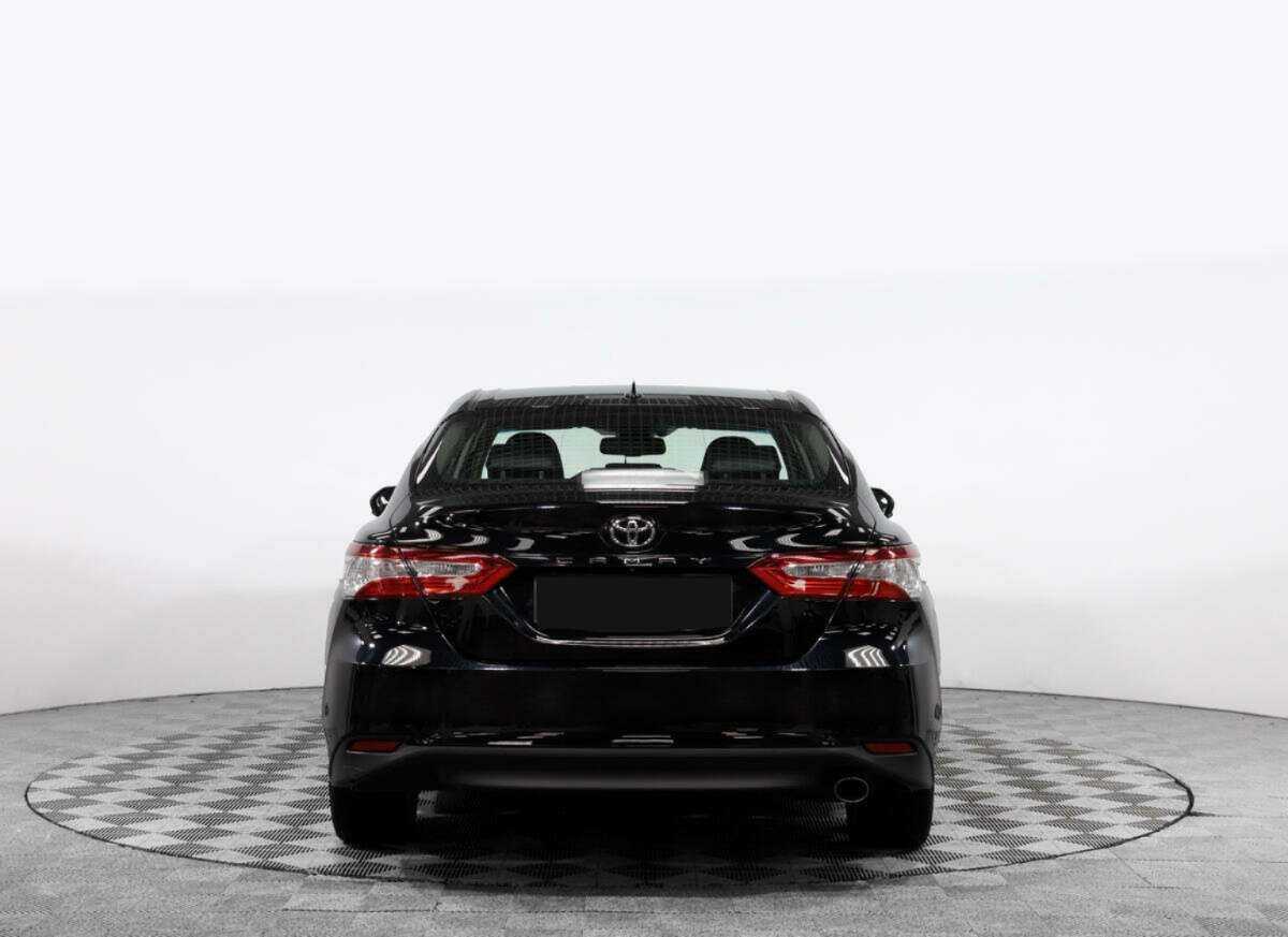 Купить Toyota Camry с пробегом. Фото: #4