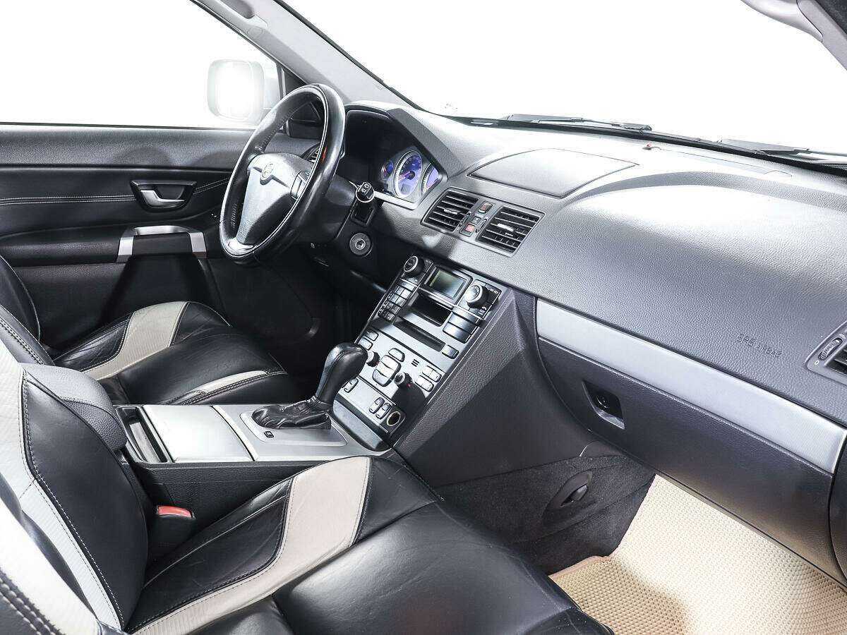 Купить Volvo XC90 с пробегом. Фото: #8